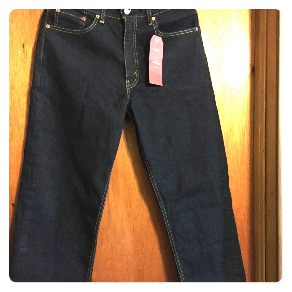NWT Levi’s 550 relaxed jeans. Size 33 x 30. Men’s.